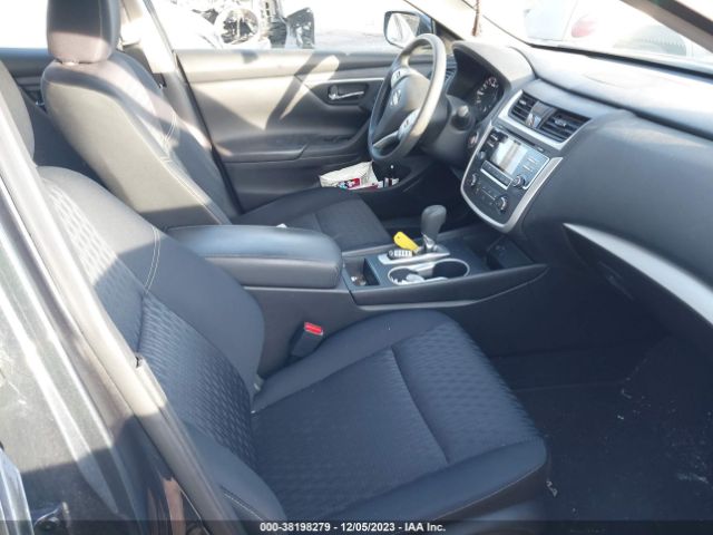 Photo 4 VIN: 1N4AL3AP1JC112238 - NISSAN ALTIMA 