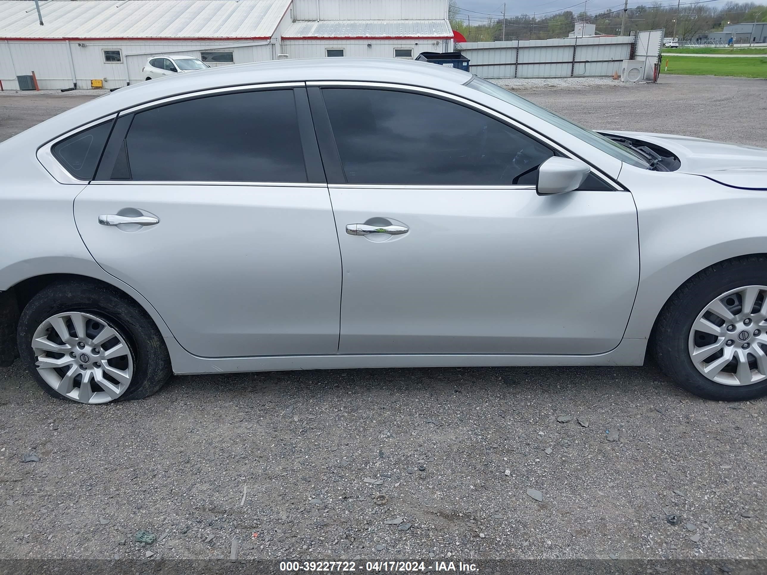 Photo 12 VIN: 1N4AL3AP1JC117035 - NISSAN ALTIMA 