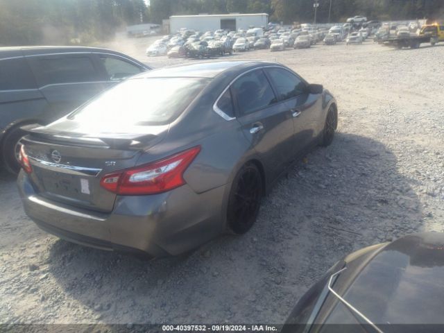 Photo 3 VIN: 1N4AL3AP1JC121165 - NISSAN ALTIMA 