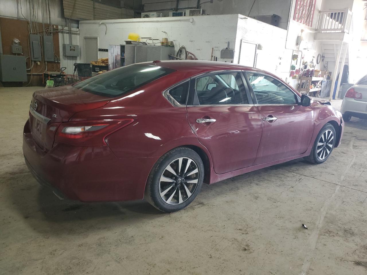 Photo 2 VIN: 1N4AL3AP1JC189479 - NISSAN ALTIMA 