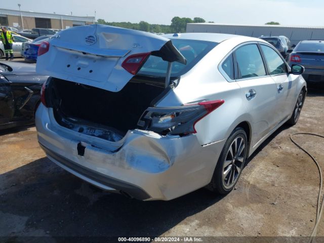 Photo 3 VIN: 1N4AL3AP1JC243797 - NISSAN ALTIMA 