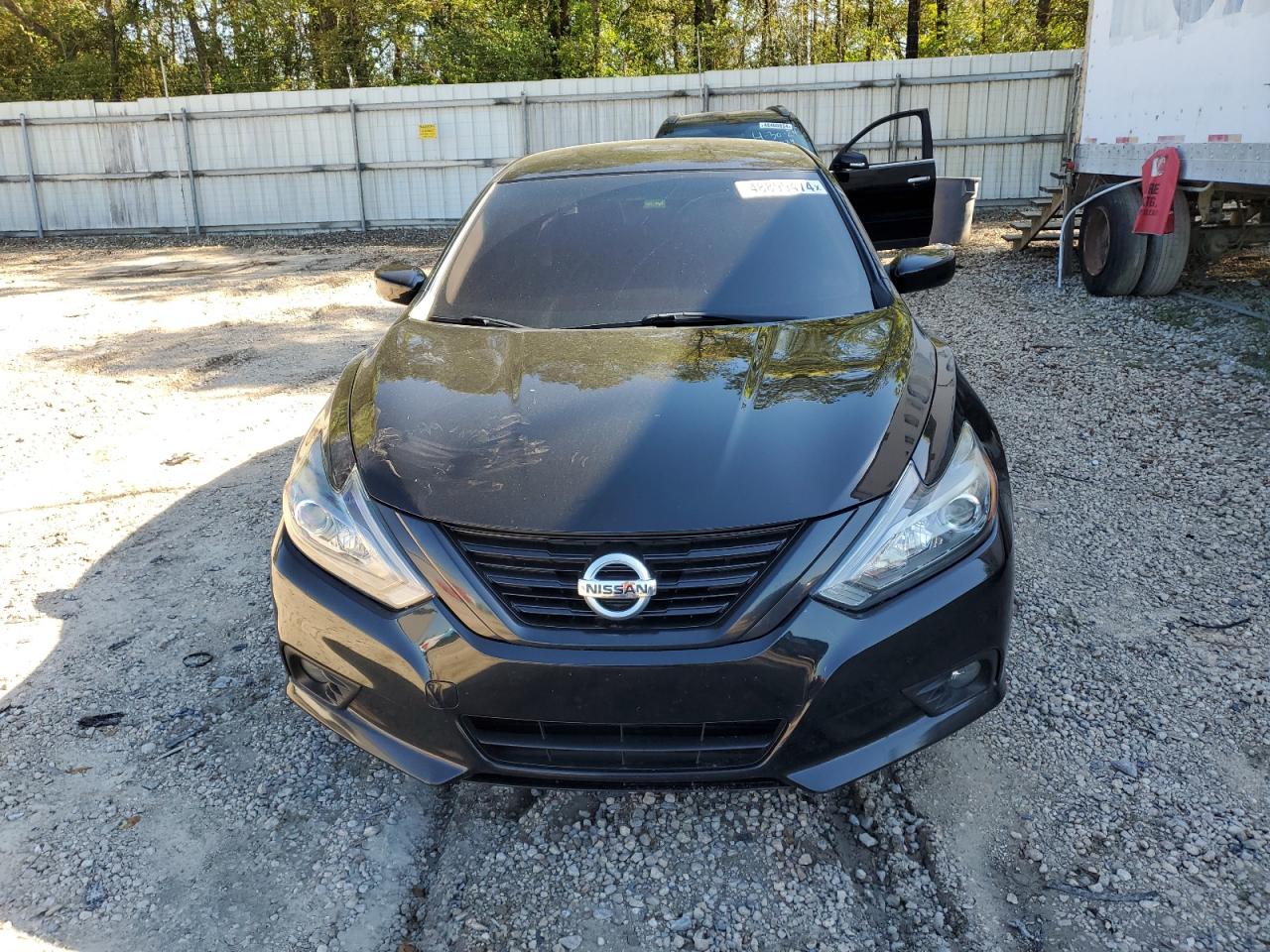 Photo 4 VIN: 1N4AL3AP1JC261216 - NISSAN ALTIMA 