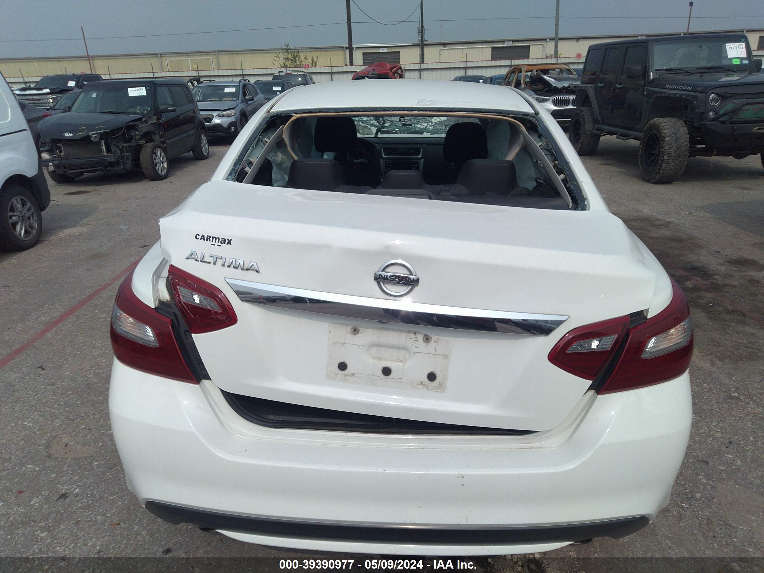 Photo 15 VIN: 1N4AL3AP1JC262477 - NISSAN ALTIMA 