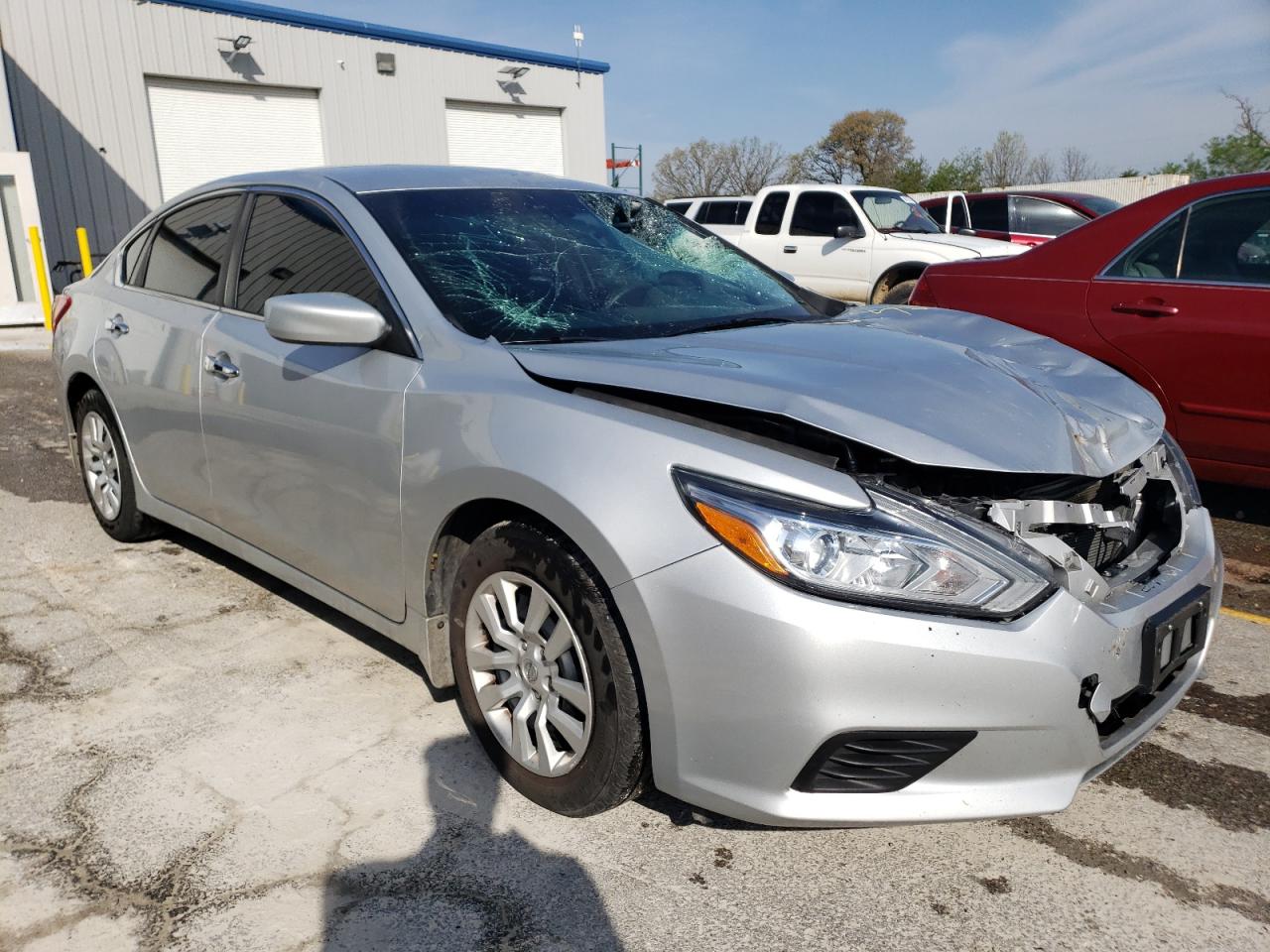 Photo 3 VIN: 1N4AL3AP1JC282888 - NISSAN ALTIMA 