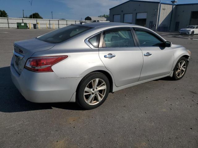 Photo 2 VIN: 1N4AL3AP2DC205600 - NISSAN ALTIMA 