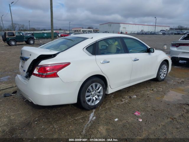 Photo 3 VIN: 1N4AL3AP2DC242128 - NISSAN ALTIMA 