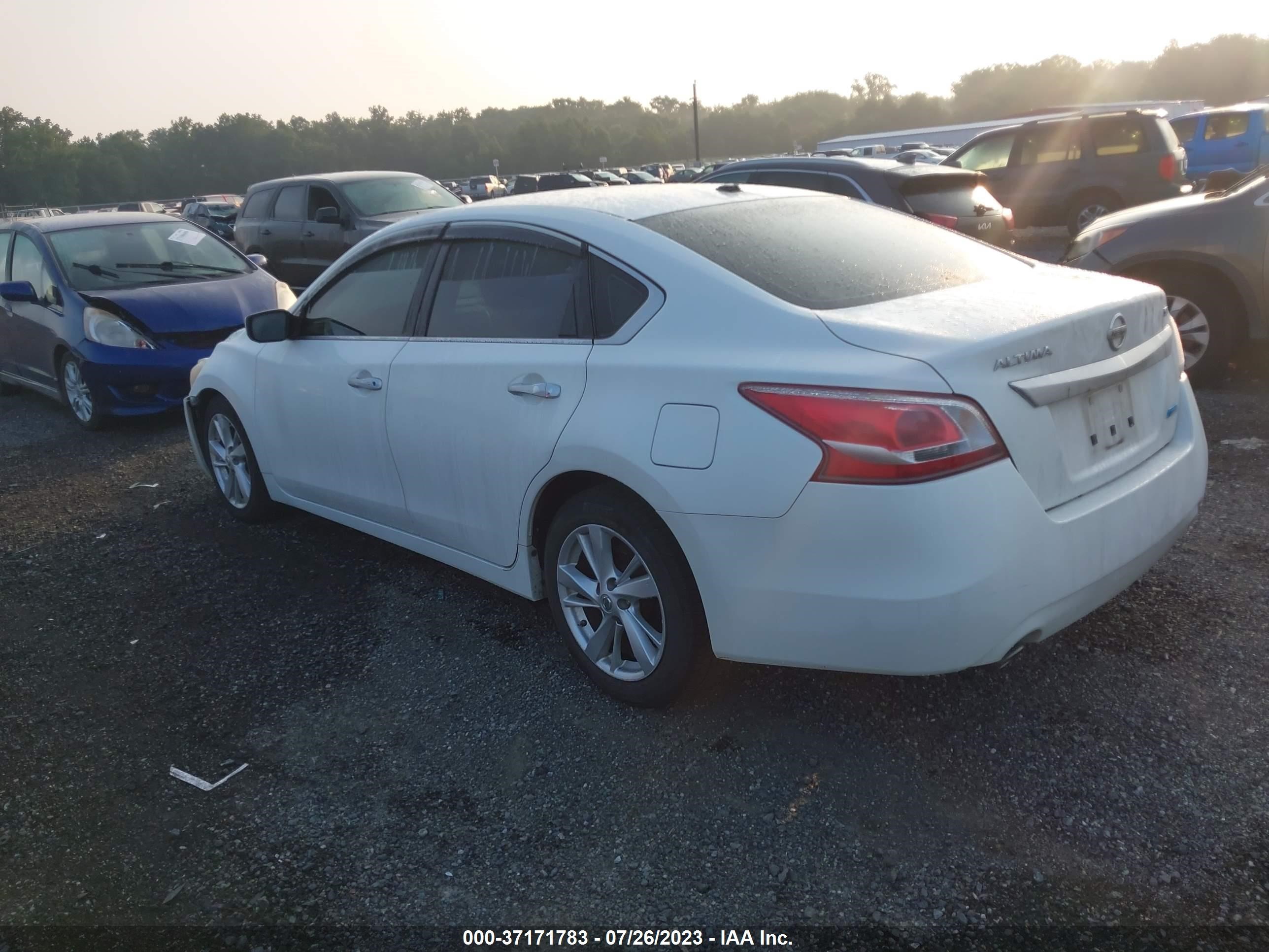 Photo 2 VIN: 1N4AL3AP2DC265778 - NISSAN ALTIMA 