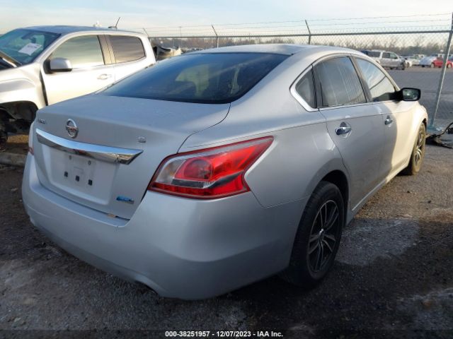 Photo 3 VIN: 1N4AL3AP2DC286694 - NISSAN ALTIMA 