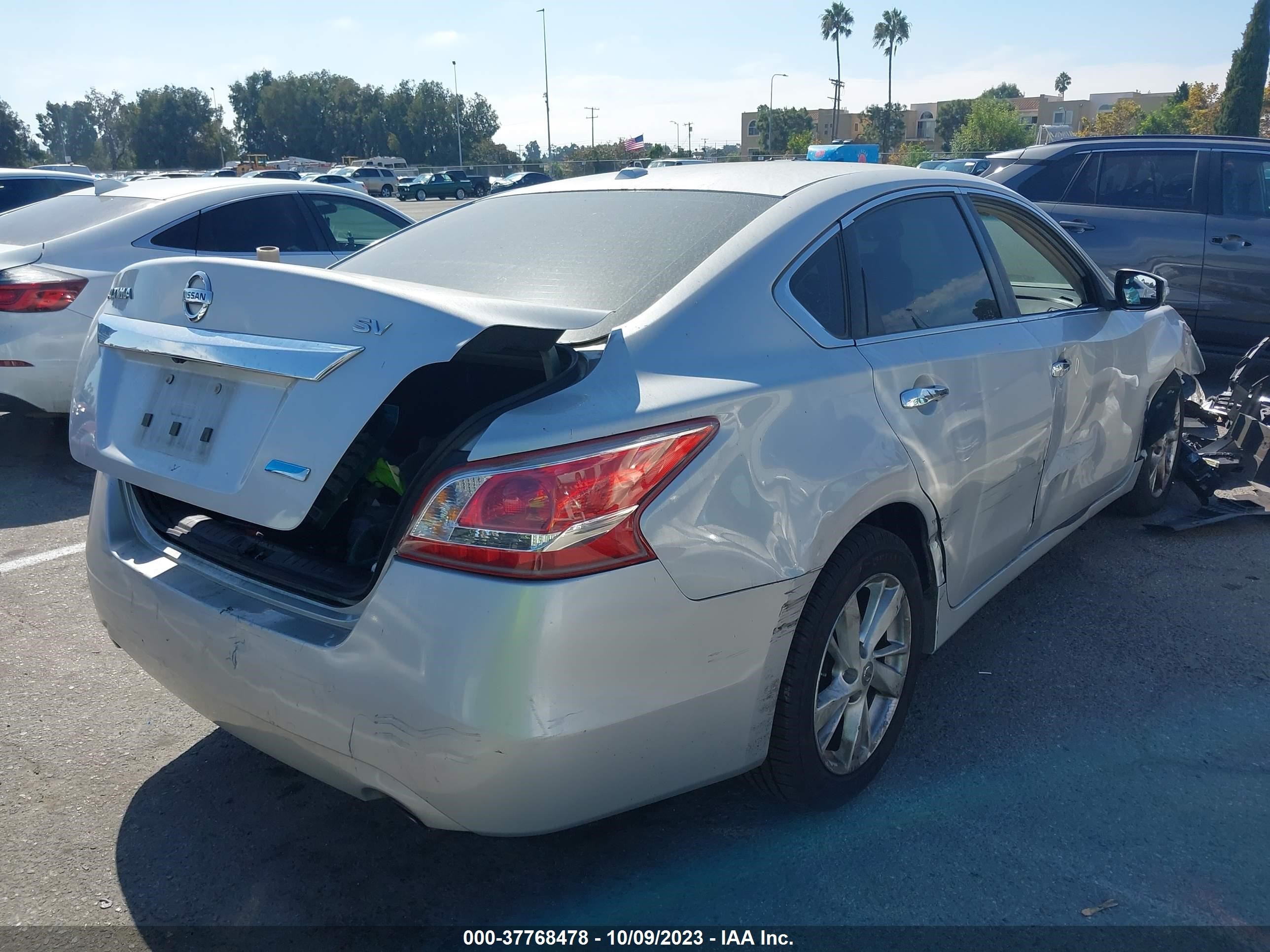 Photo 3 VIN: 1N4AL3AP2DN441281 - NISSAN ALTIMA 