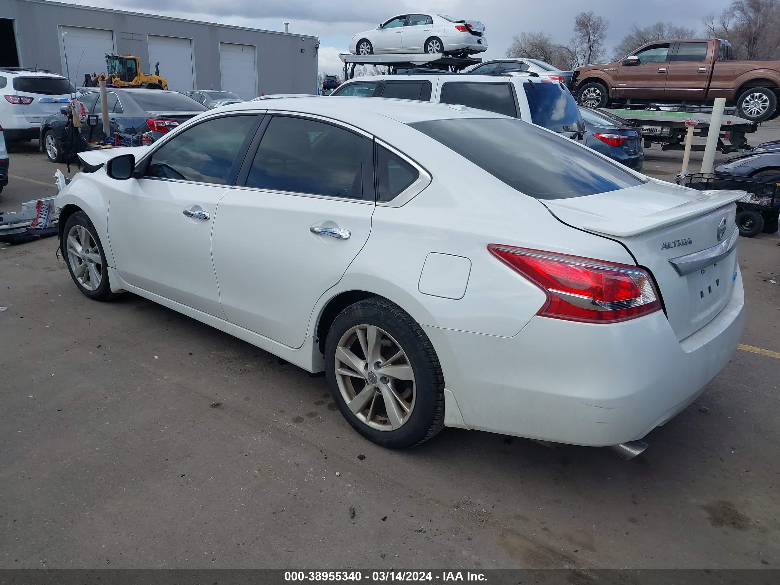 Photo 2 VIN: 1N4AL3AP2DN474569 - NISSAN ALTIMA 