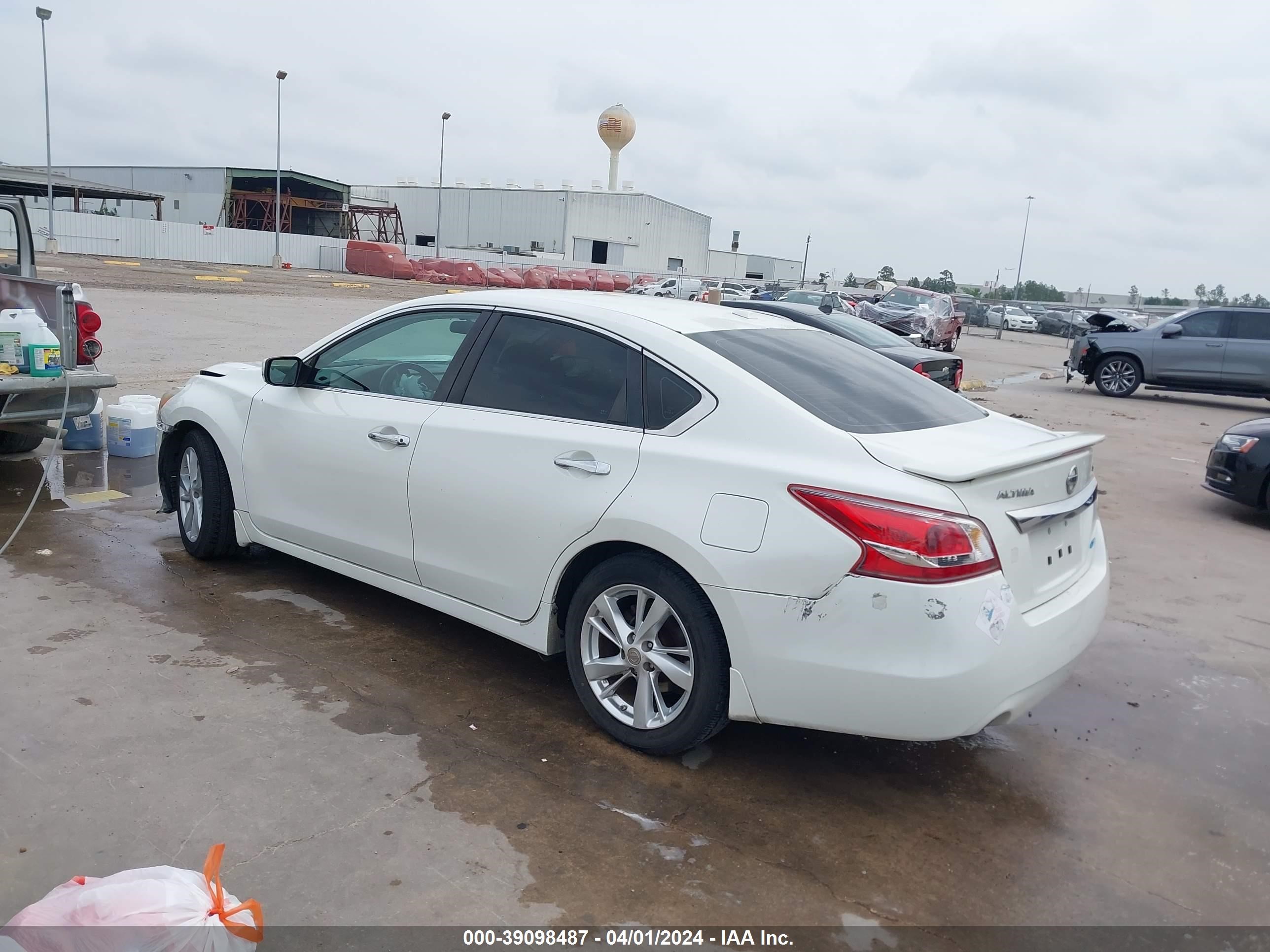 Photo 2 VIN: 1N4AL3AP2DN506551 - NISSAN ALTIMA 