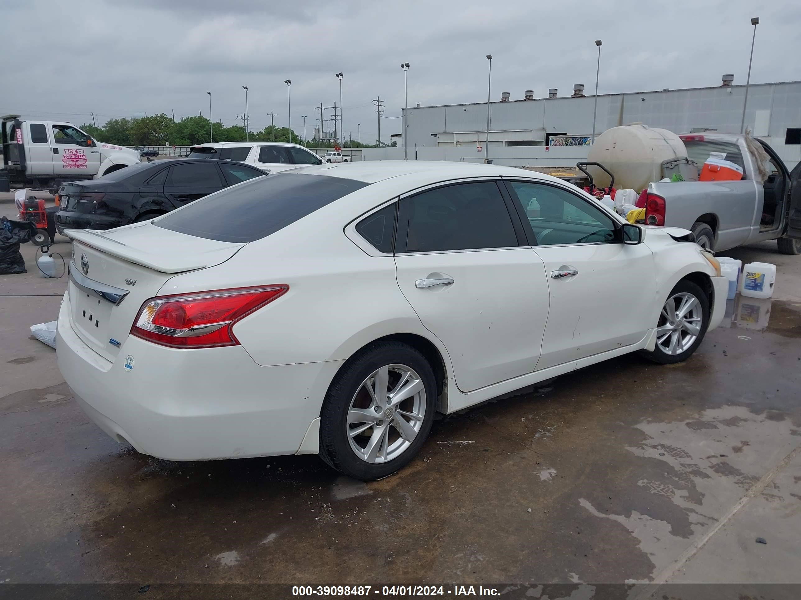 Photo 3 VIN: 1N4AL3AP2DN506551 - NISSAN ALTIMA 