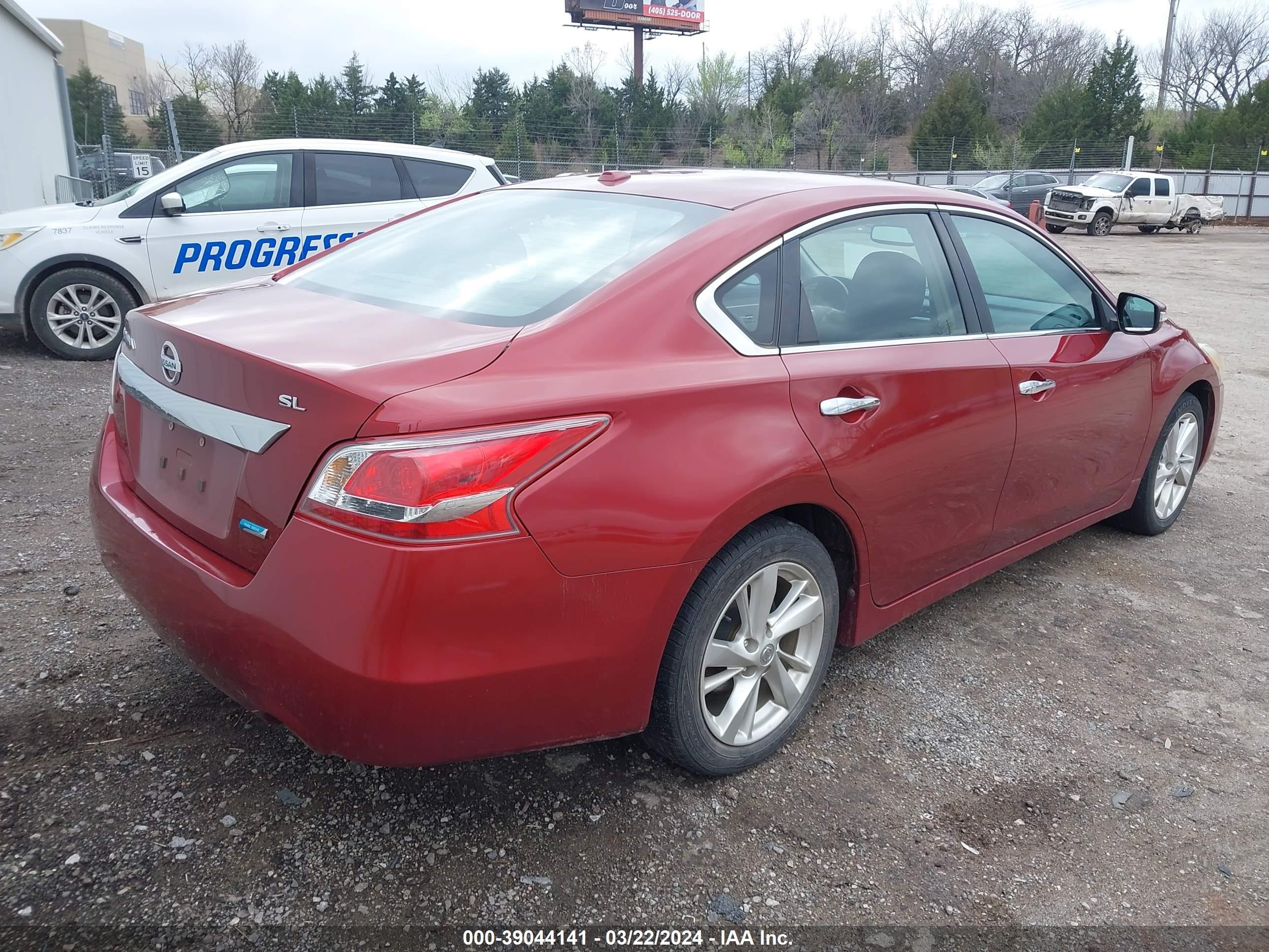 Photo 3 VIN: 1N4AL3AP2DN533569 - NISSAN ALTIMA 