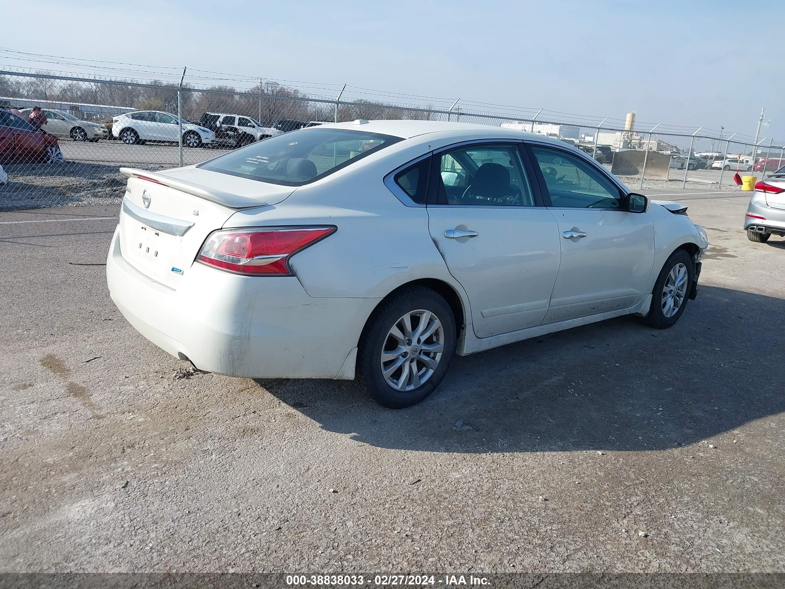 Photo 3 VIN: 1N4AL3AP2EC402848 - NISSAN ALTIMA 