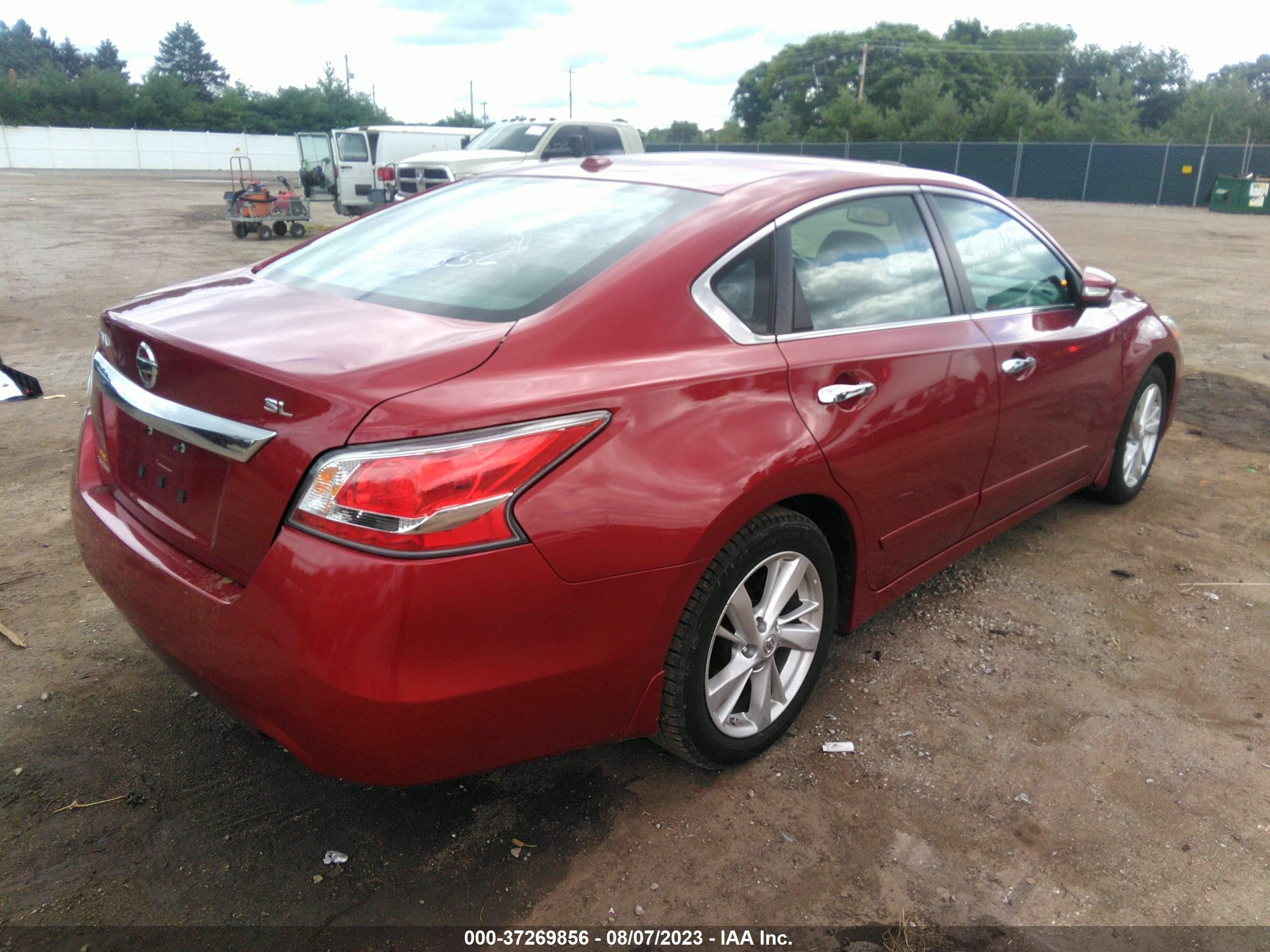 Photo 3 VIN: 1N4AL3AP2FC111350 - NISSAN ALTIMA 