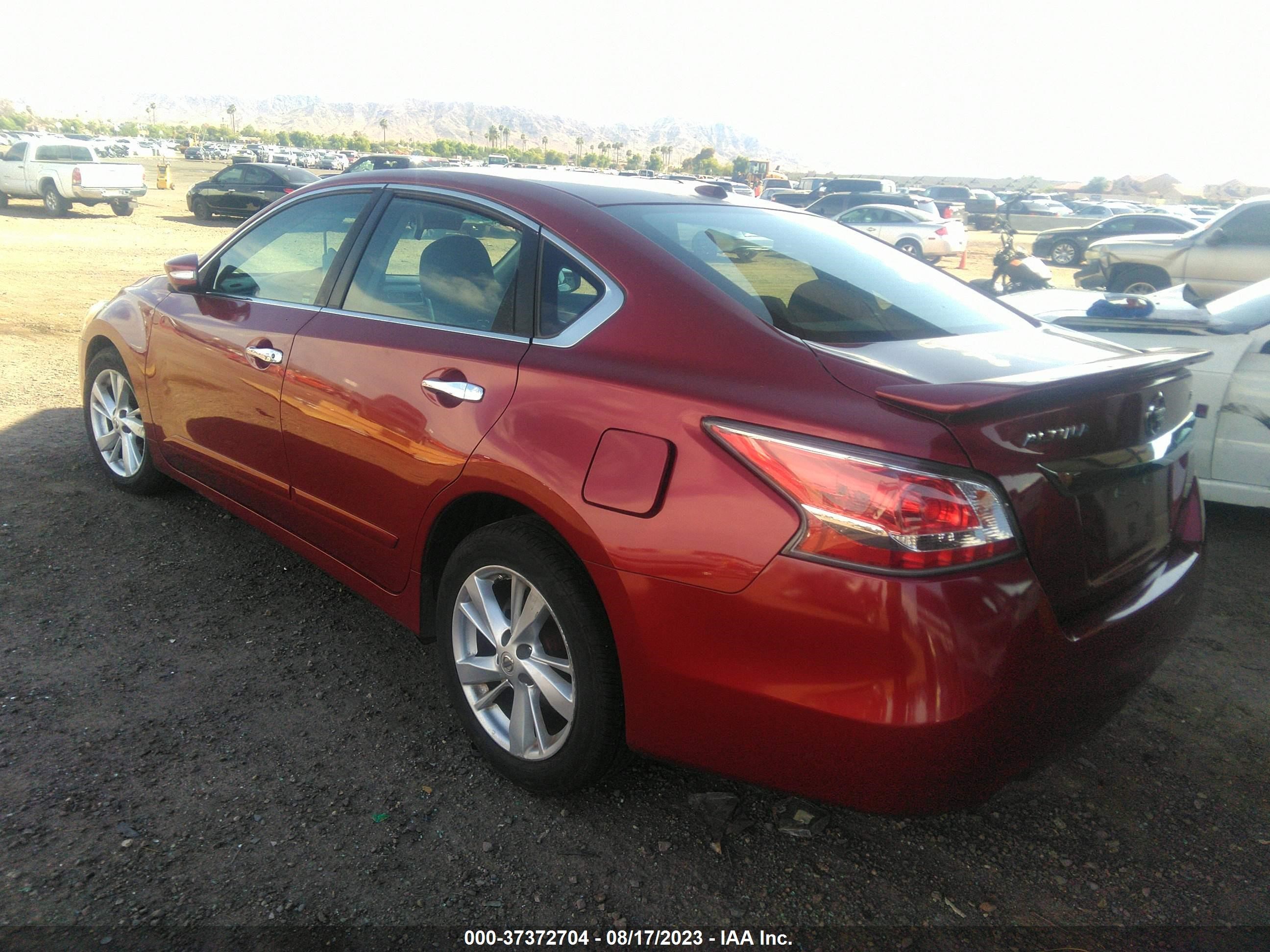 Photo 2 VIN: 1N4AL3AP2FC185822 - NISSAN ALTIMA 