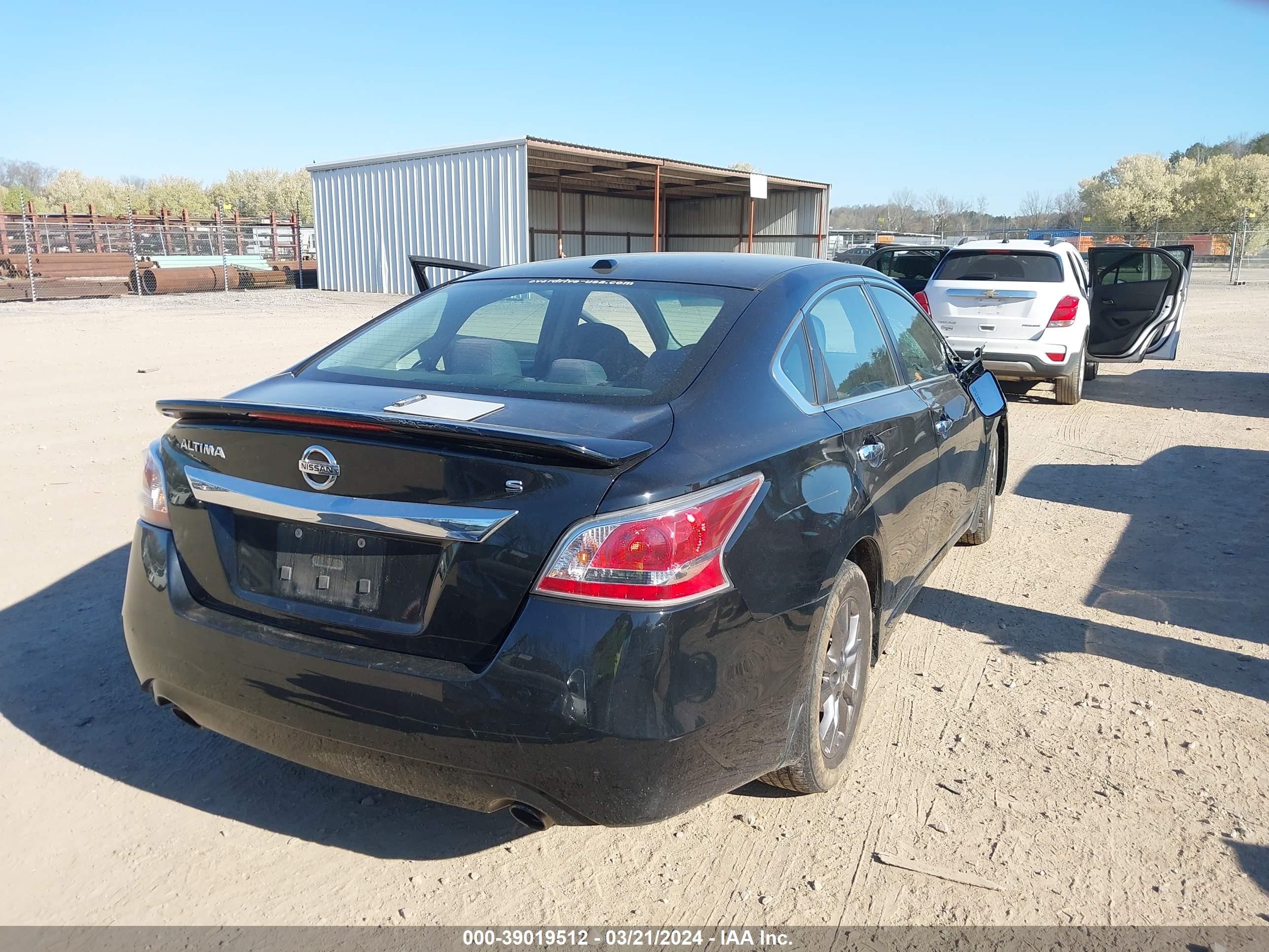 Photo 3 VIN: 1N4AL3AP2FC440551 - NISSAN ALTIMA 