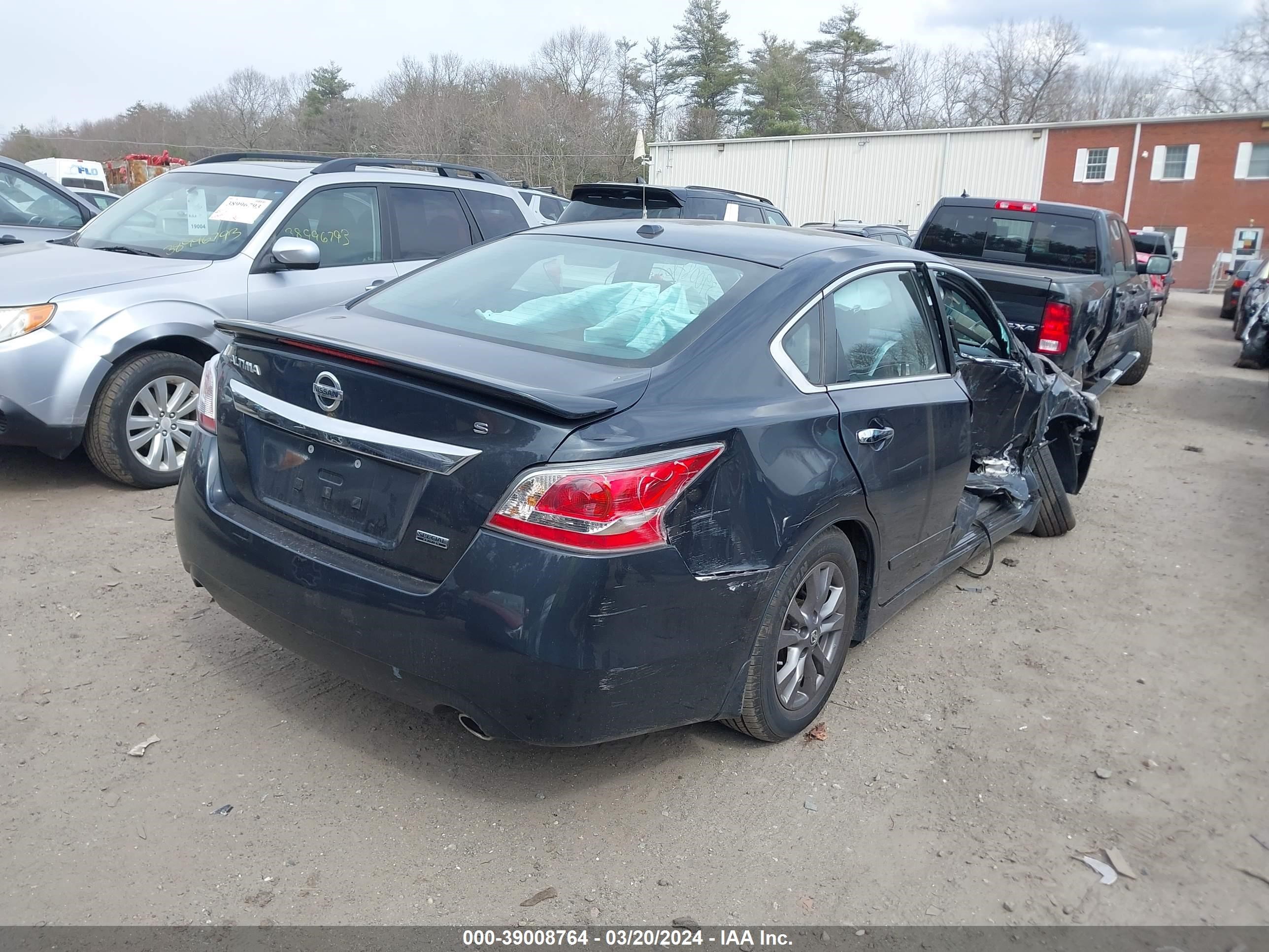 Photo 3 VIN: 1N4AL3AP2FC581930 - NISSAN ALTIMA 