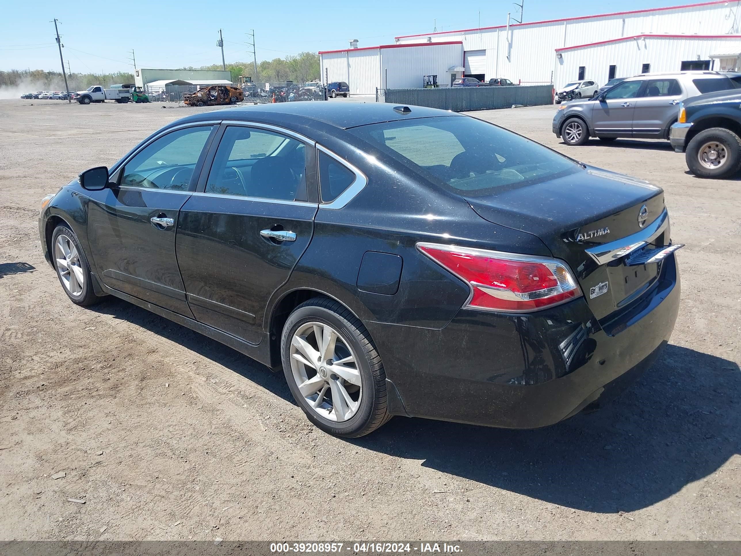 Photo 2 VIN: 1N4AL3AP2FC597979 - NISSAN ALTIMA 