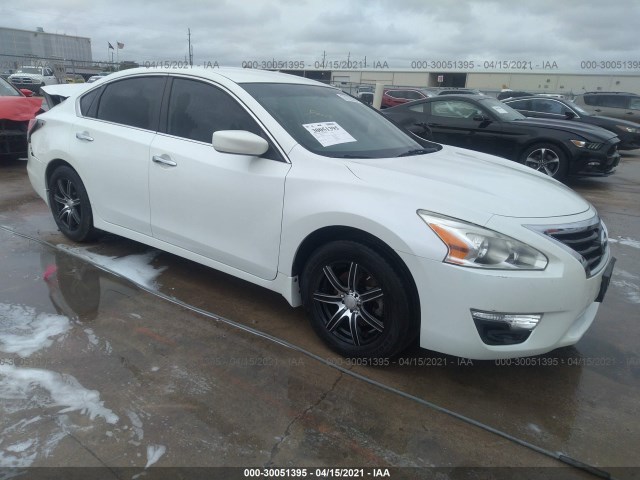 Photo 0 VIN: 1N4AL3AP2FN305056 - NISSAN ALTIMA 