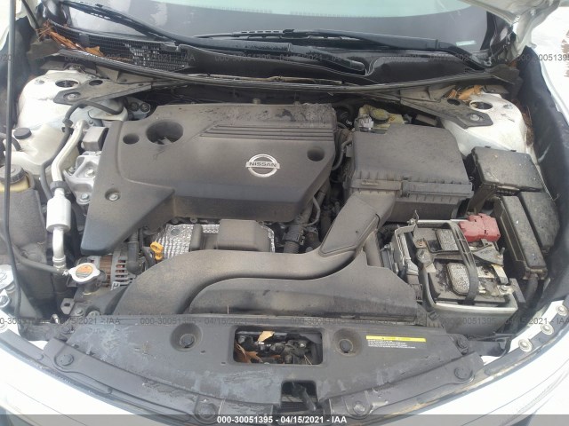 Photo 9 VIN: 1N4AL3AP2FN305056 - NISSAN ALTIMA 