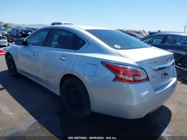 Photo 2 VIN: 1N4AL3AP2FN334332 - NISSAN ALTIMA 