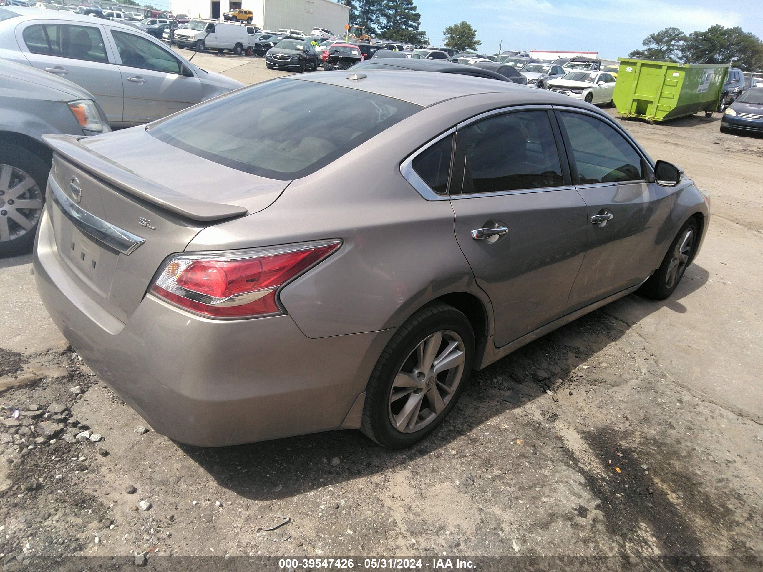 Photo 3 VIN: 1N4AL3AP2FN901834 - NISSAN ALTIMA 