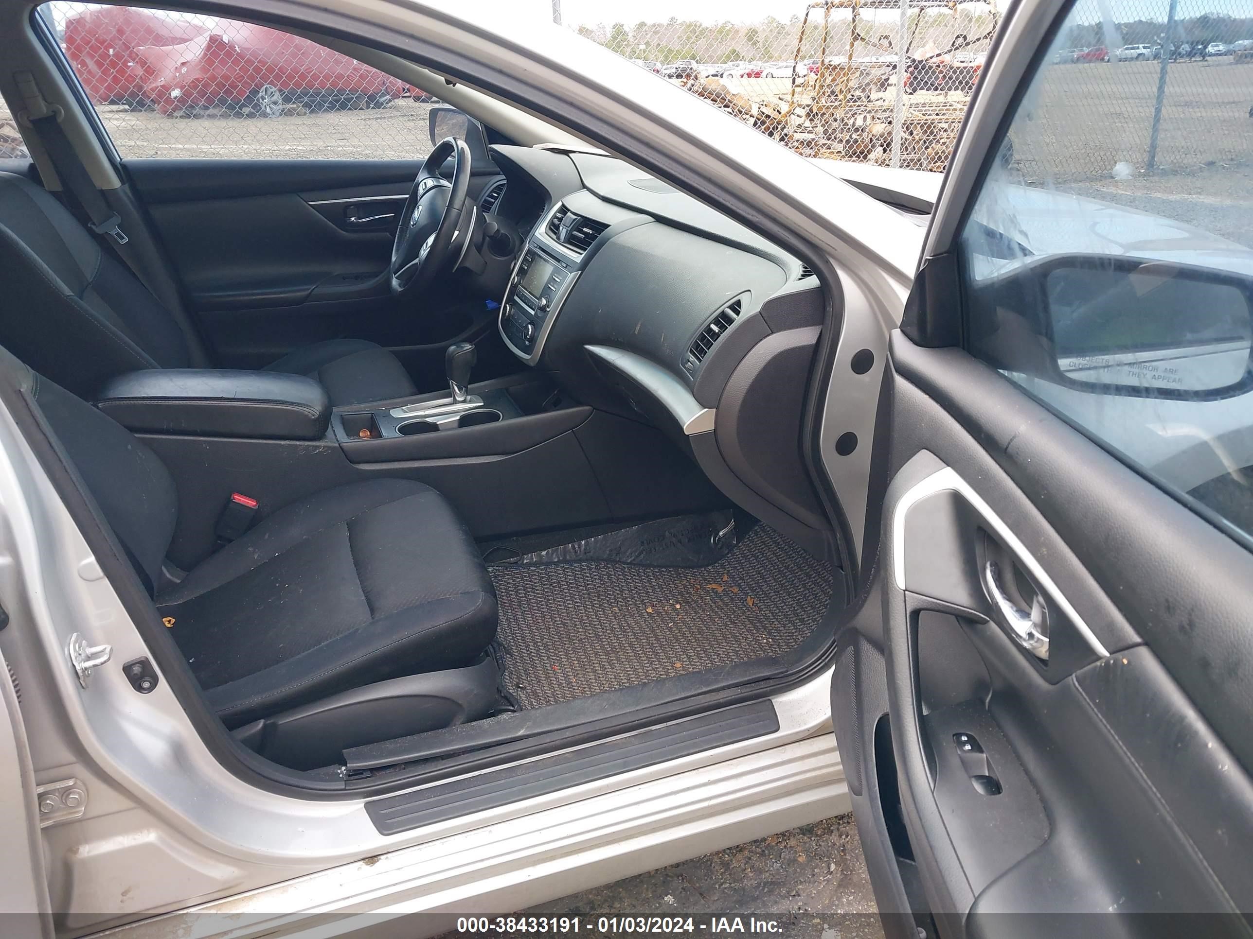 Photo 4 VIN: 1N4AL3AP2GC143541 - NISSAN ALTIMA 