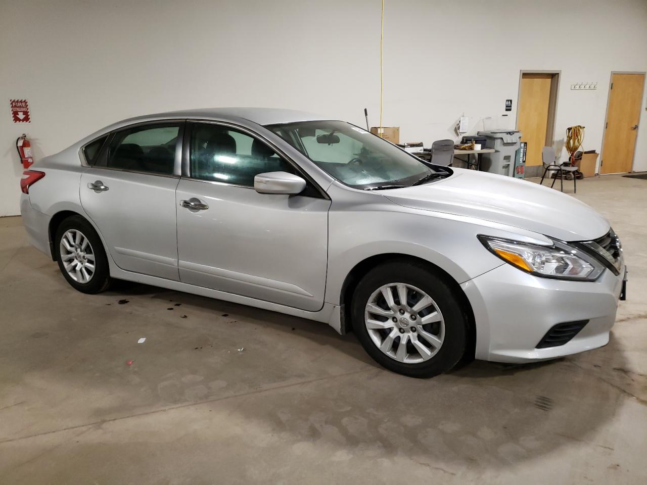 Photo 3 VIN: 1N4AL3AP2GC279569 - NISSAN ALTIMA 