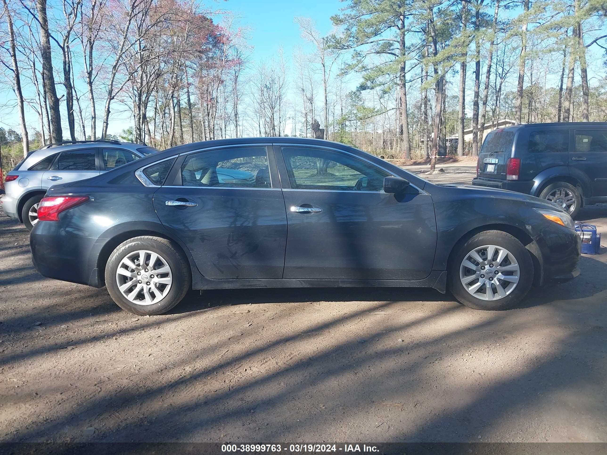 Photo 11 VIN: 1N4AL3AP2GN375979 - NISSAN ALTIMA 