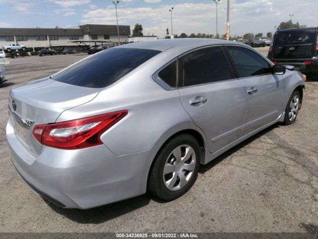 Photo 3 VIN: 1N4AL3AP2GN384018 - NISSAN ALTIMA 