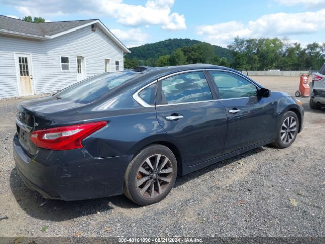 Photo 3 VIN: 1N4AL3AP2HC194555 - NISSAN ALTIMA 