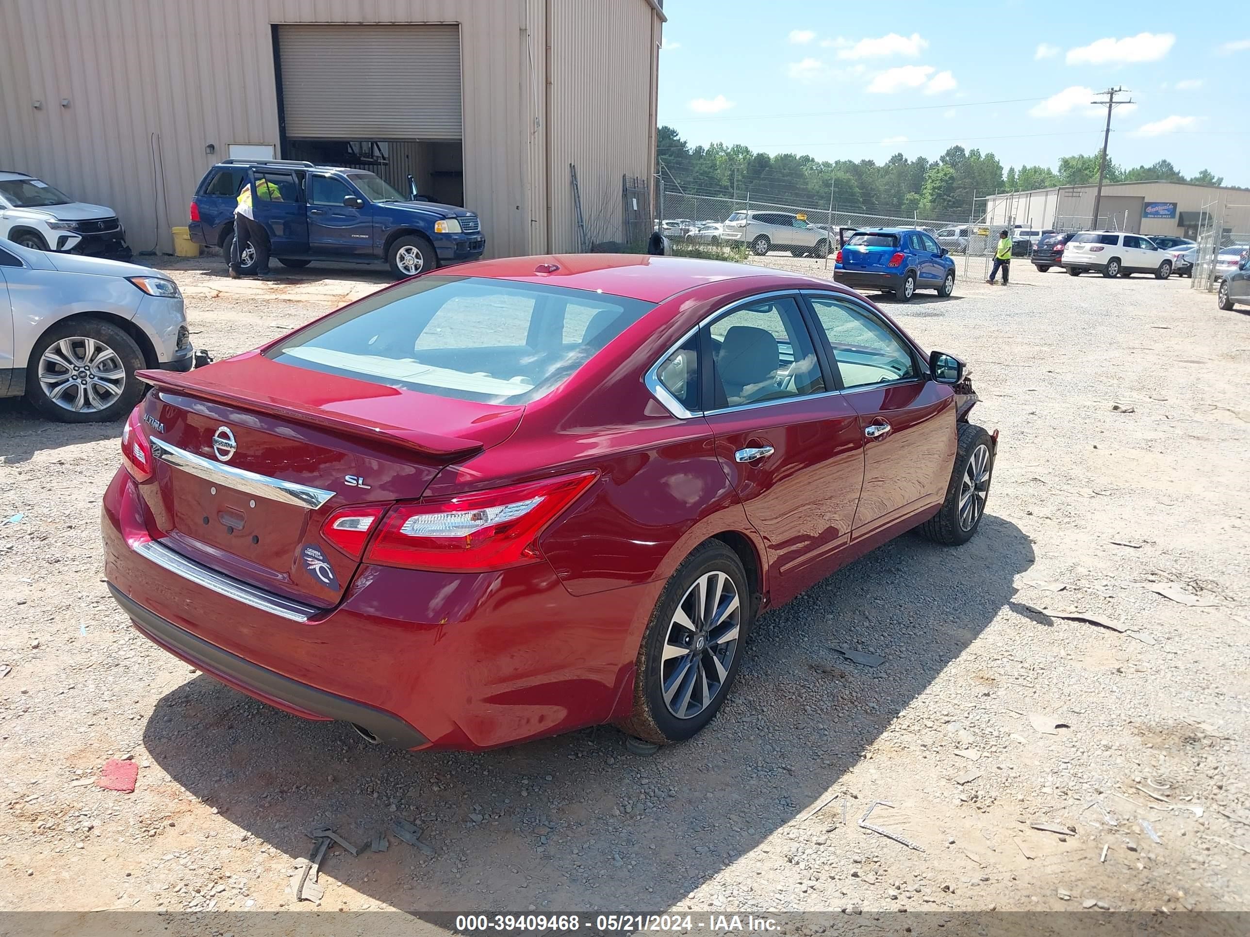 Photo 3 VIN: 1N4AL3AP2HC238182 - NISSAN ALTIMA 