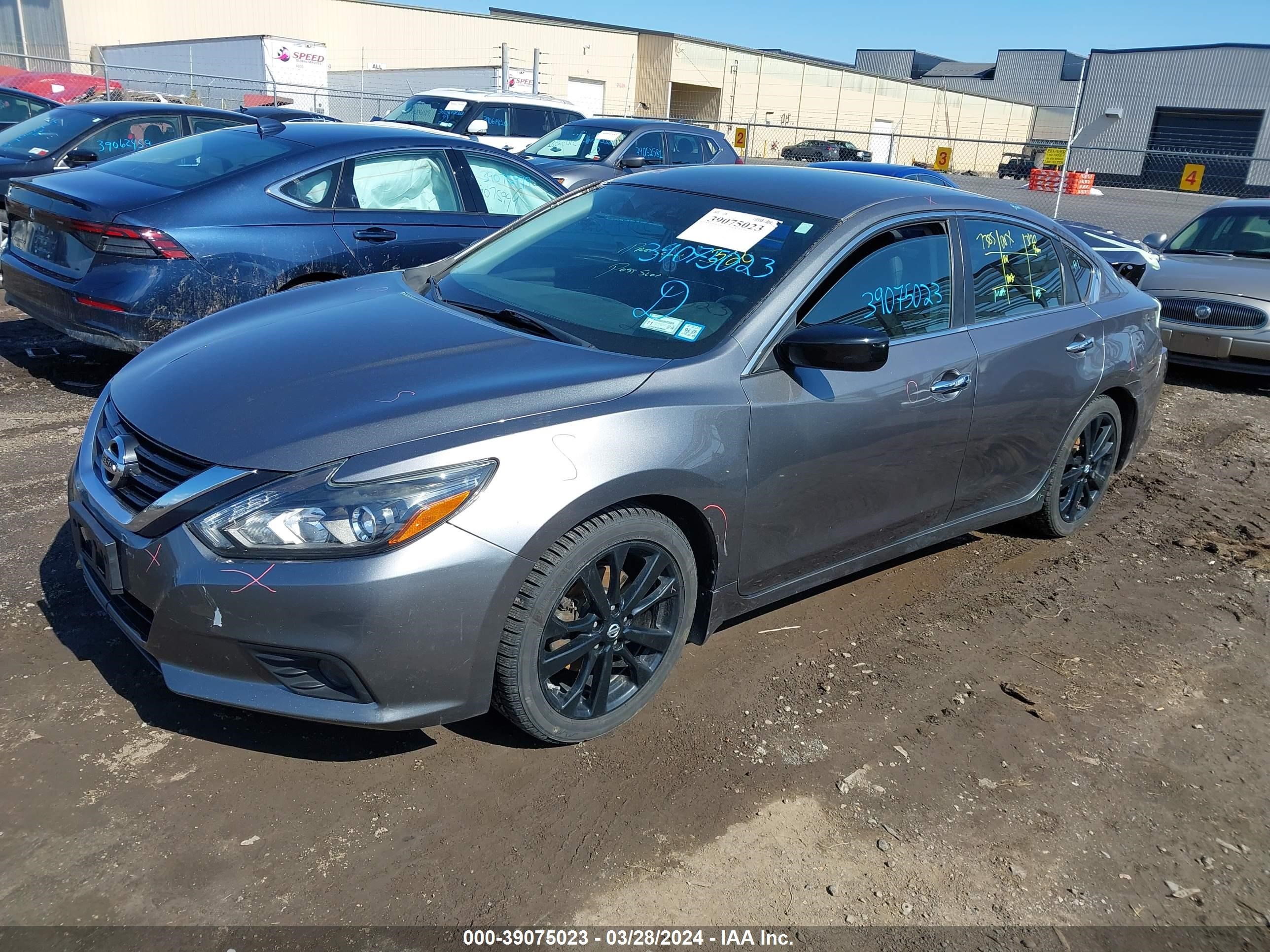 Photo 1 VIN: 1N4AL3AP2HC256892 - NISSAN ALTIMA 