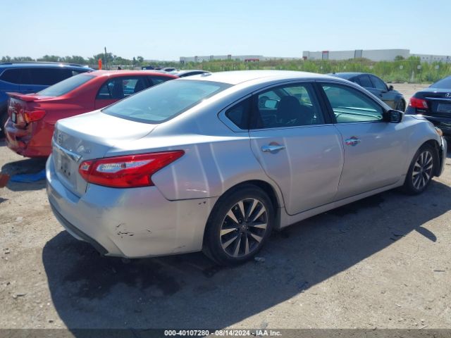 Photo 3 VIN: 1N4AL3AP2HC267360 - NISSAN ALTIMA 