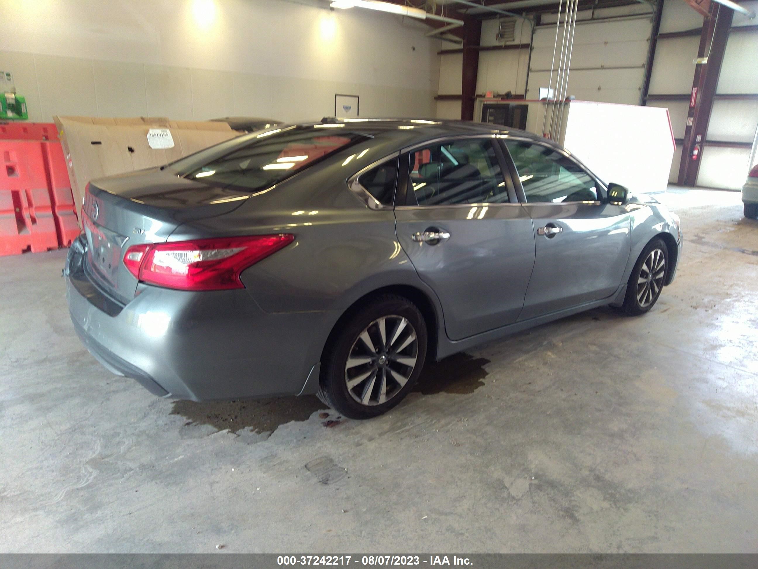 Photo 3 VIN: 1N4AL3AP2HC285017 - NISSAN ALTIMA 