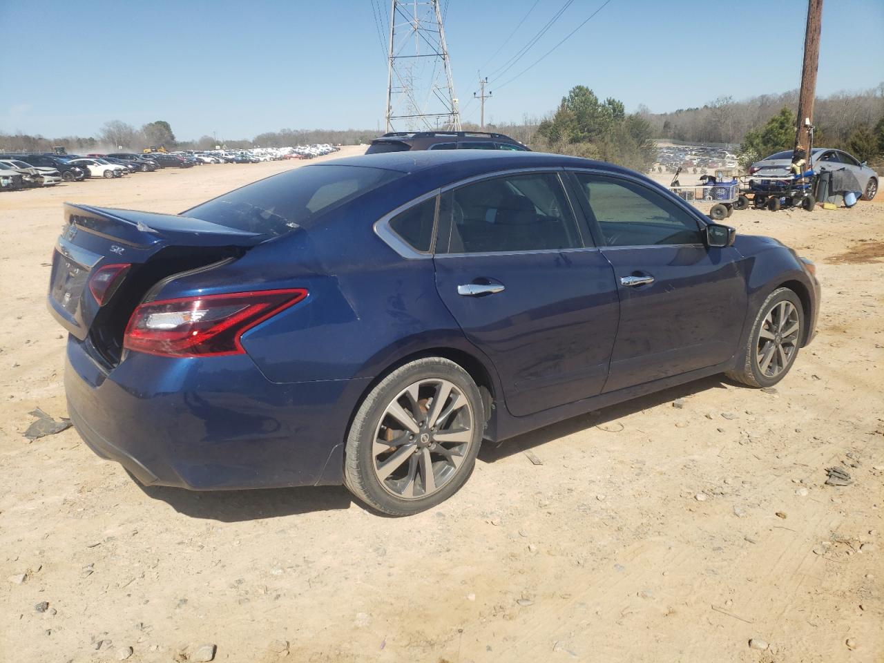 Photo 2 VIN: 1N4AL3AP2HC485640 - NISSAN ALTIMA 