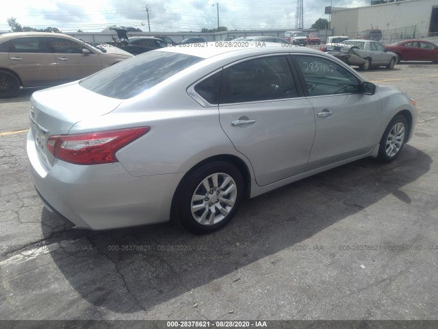 Photo 3 VIN: 1N4AL3AP2HC488828 - NISSAN ALTIMA 