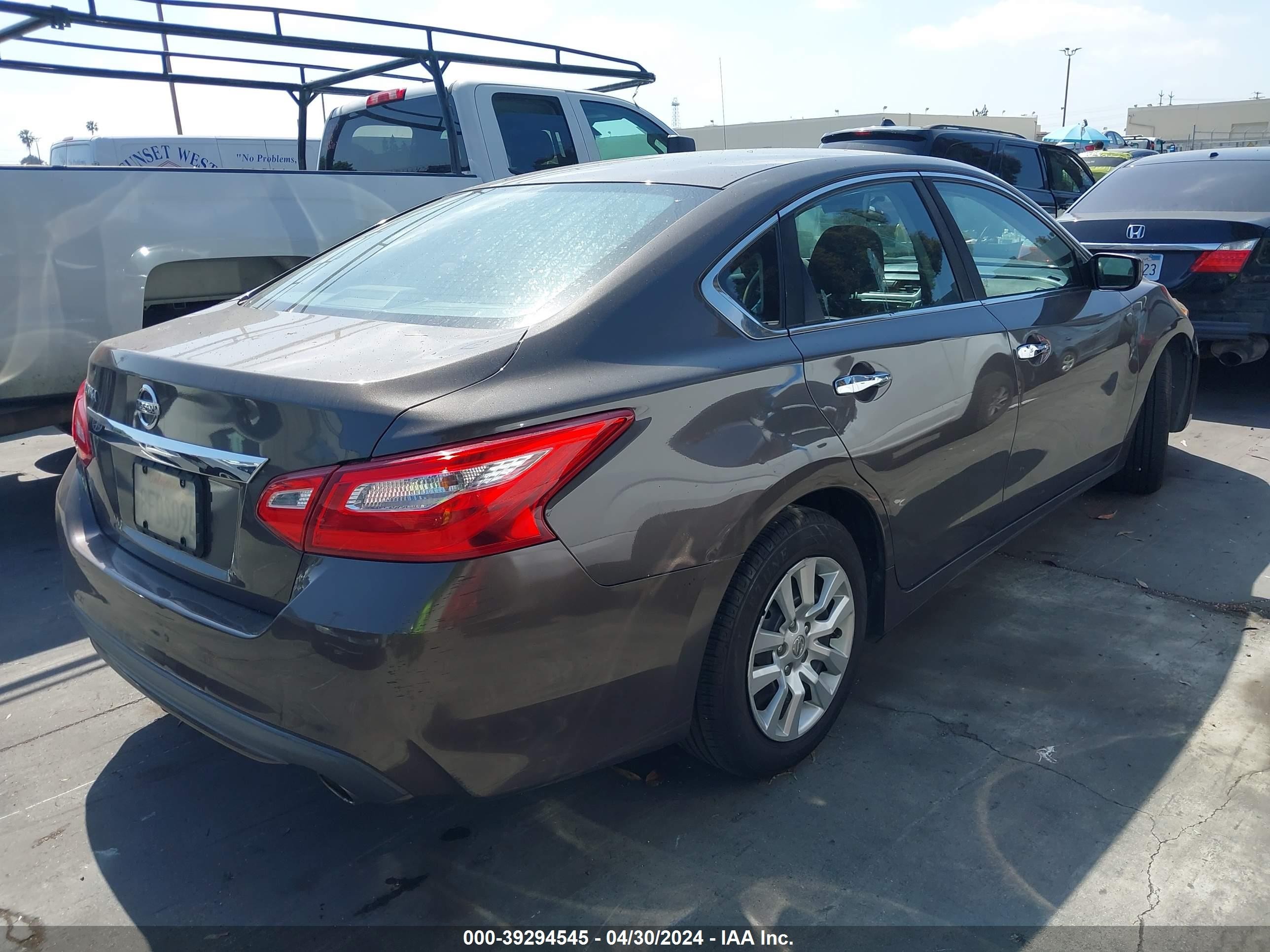 Photo 3 VIN: 1N4AL3AP2HN314150 - NISSAN ALTIMA 