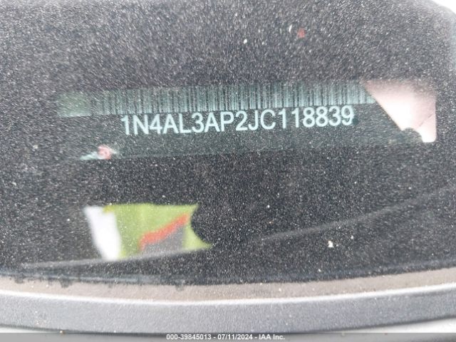 Photo 8 VIN: 1N4AL3AP2JC118839 - NISSAN ALTIMA 