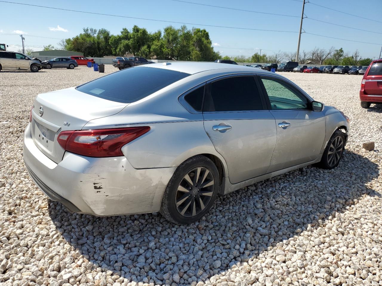 Photo 2 VIN: 1N4AL3AP2JC126441 - NISSAN ALTIMA 