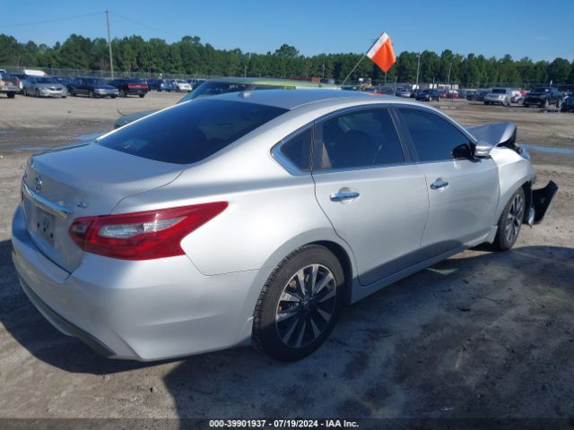 Photo 3 VIN: 1N4AL3AP2JC132773 - NISSAN ALTIMA 