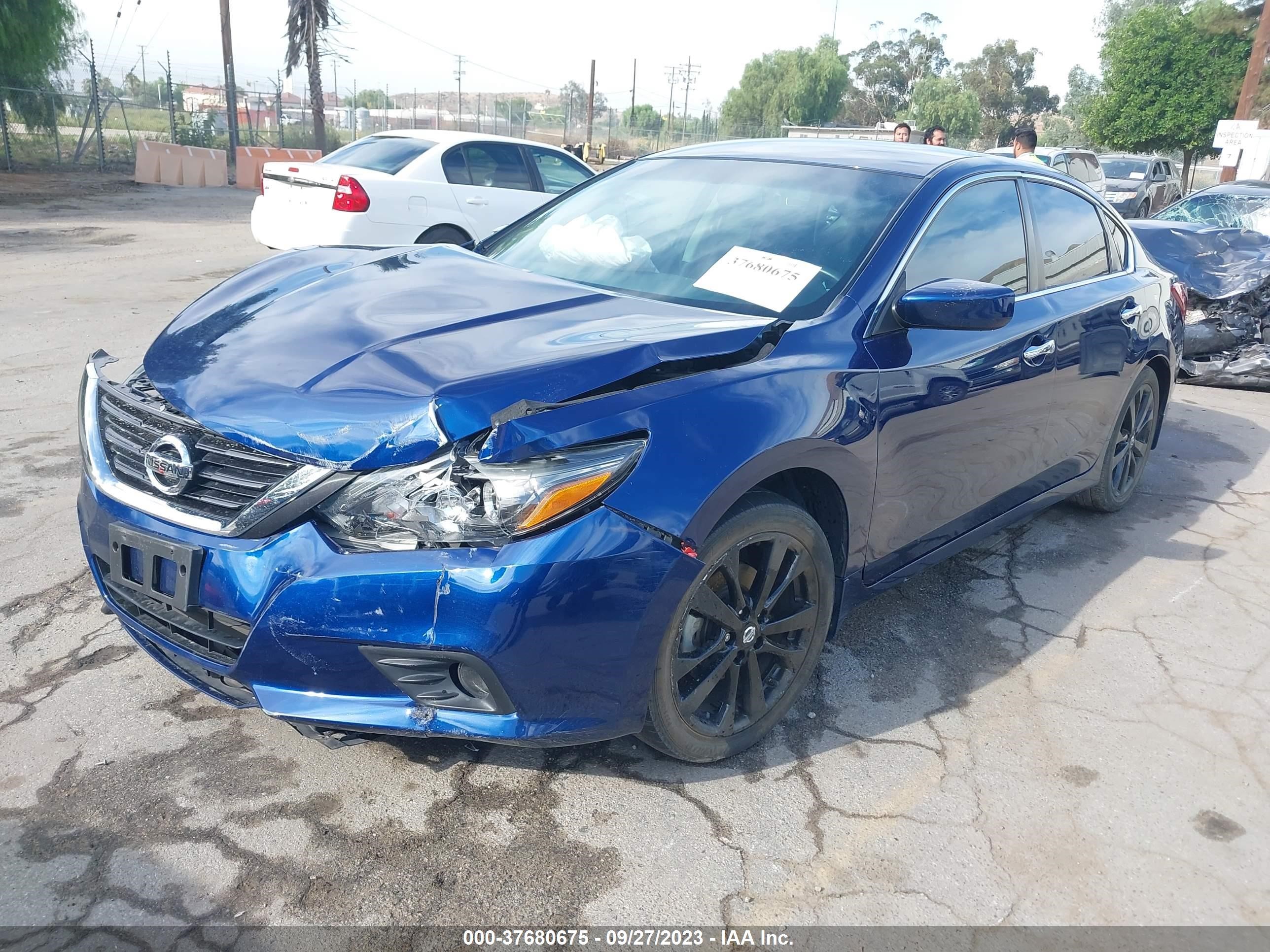 Photo 1 VIN: 1N4AL3AP2JC133194 - NISSAN ALTIMA 