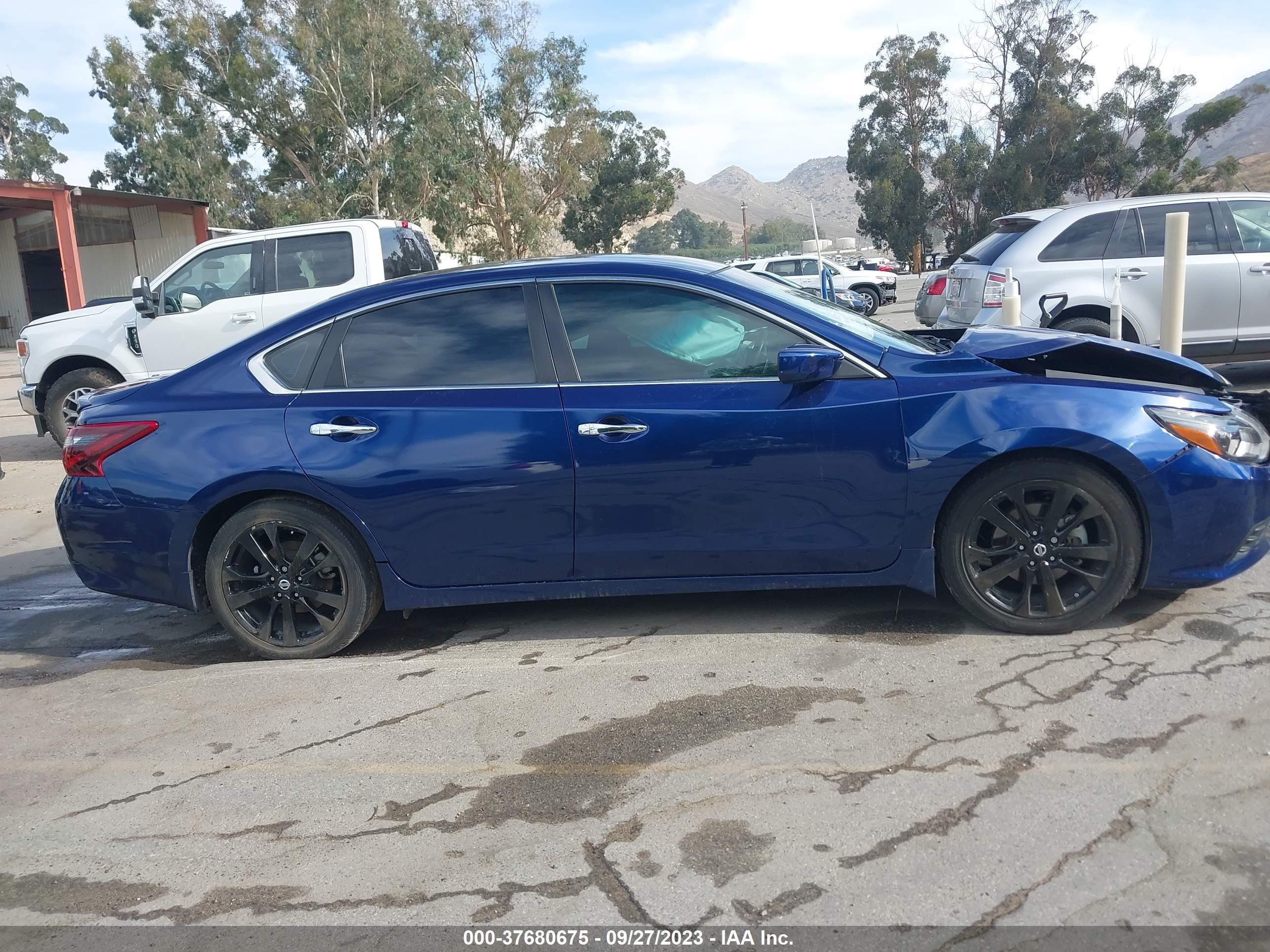 Photo 12 VIN: 1N4AL3AP2JC133194 - NISSAN ALTIMA 