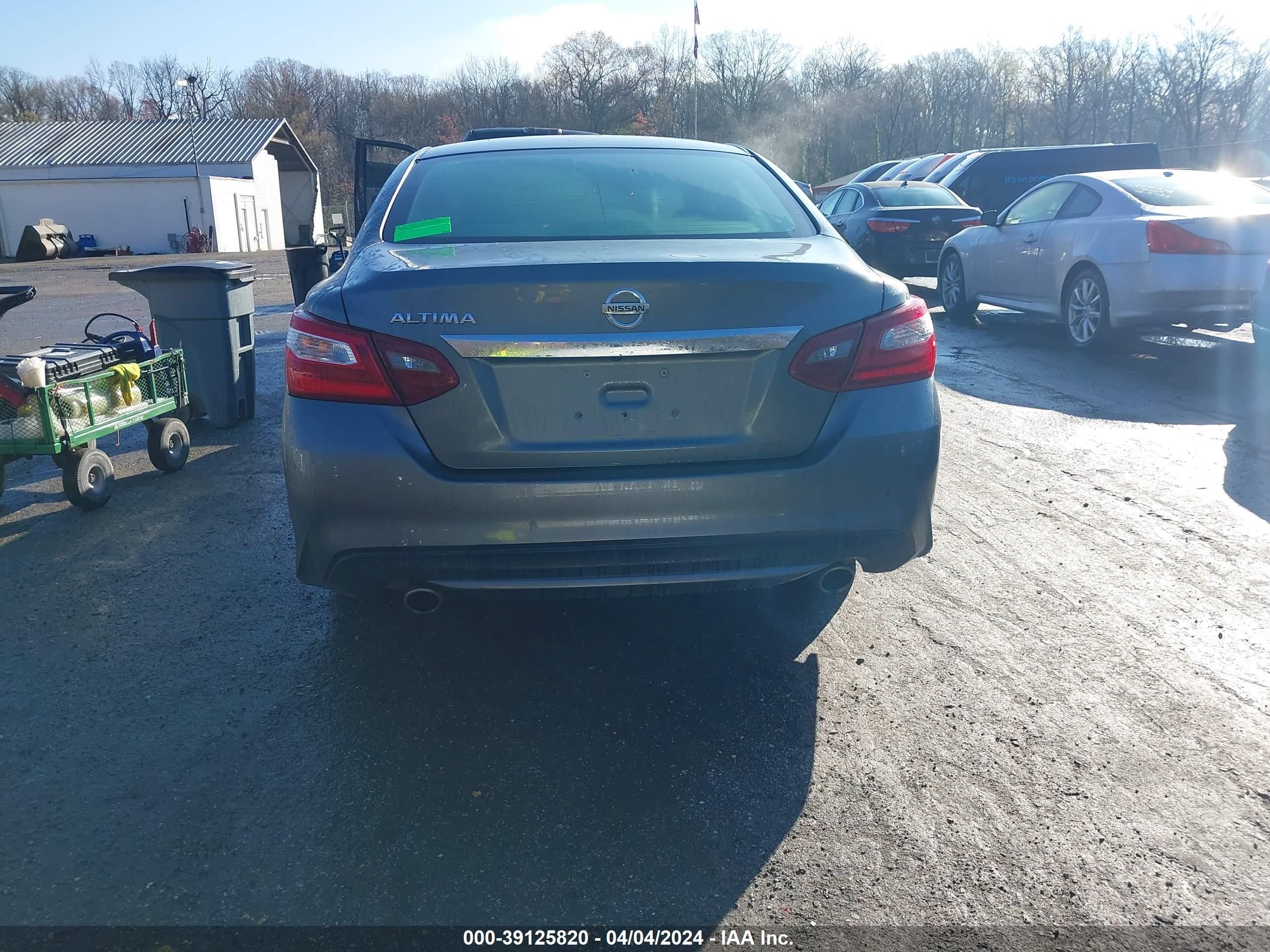 Photo 16 VIN: 1N4AL3AP2JC204622 - NISSAN ALTIMA 