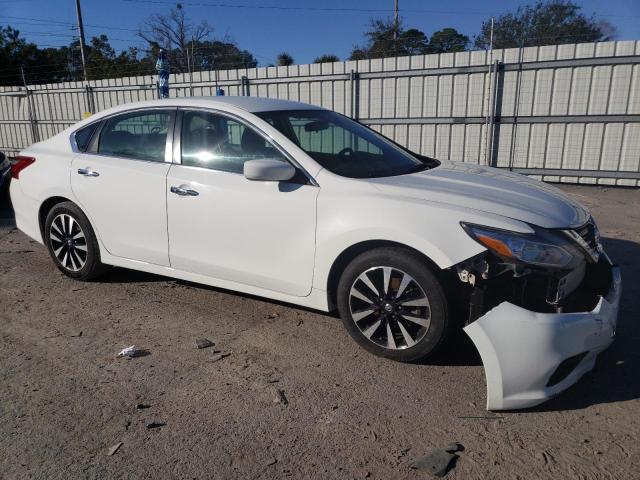 Photo 3 VIN: 1N4AL3AP2JC241721 - NISSAN ALTIMA 