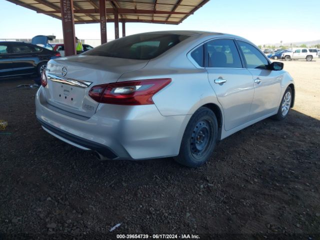 Photo 3 VIN: 1N4AL3AP2JC279434 - NISSAN ALTIMA 