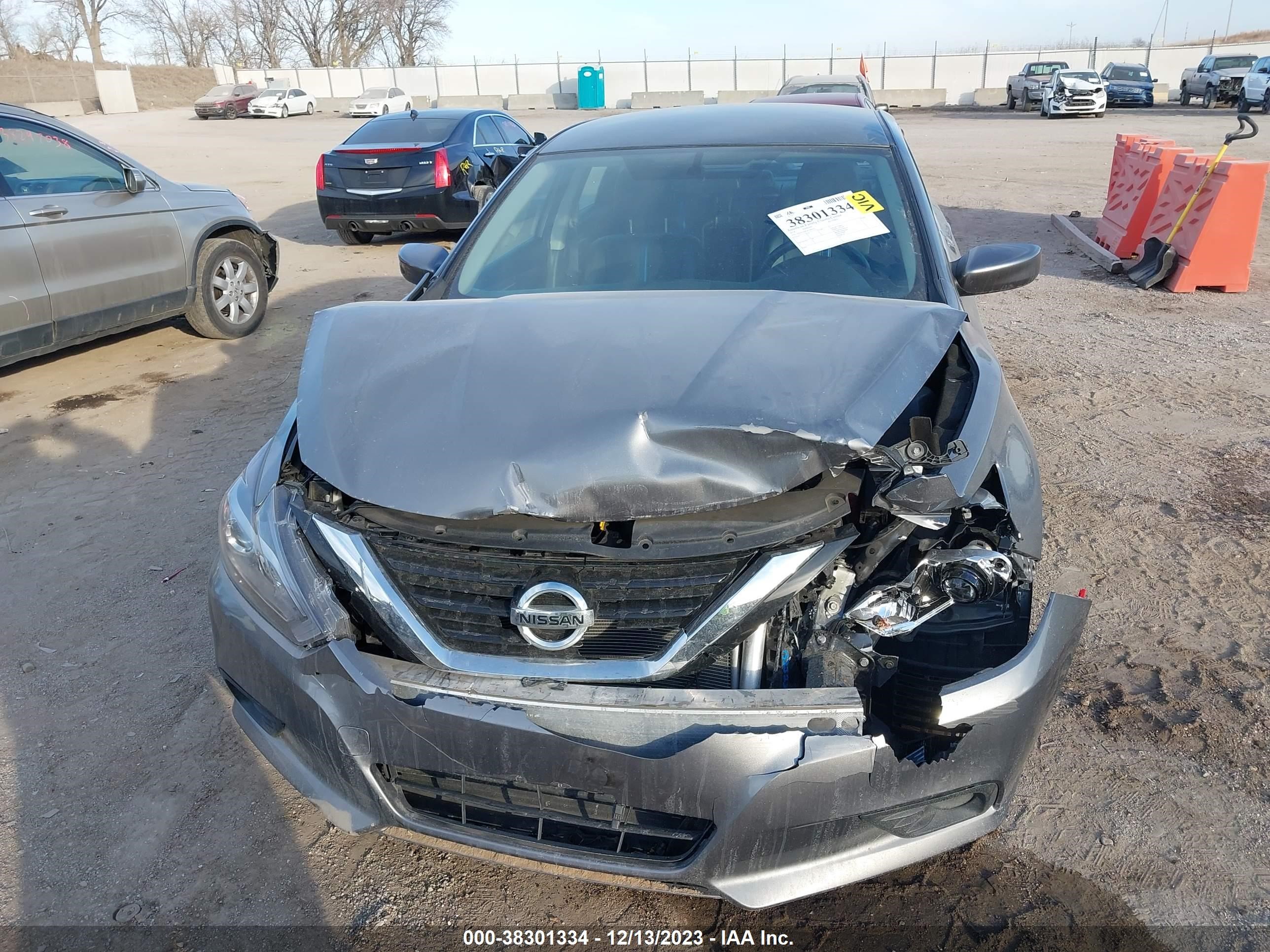 Photo 11 VIN: 1N4AL3AP2JC284519 - NISSAN ALTIMA 