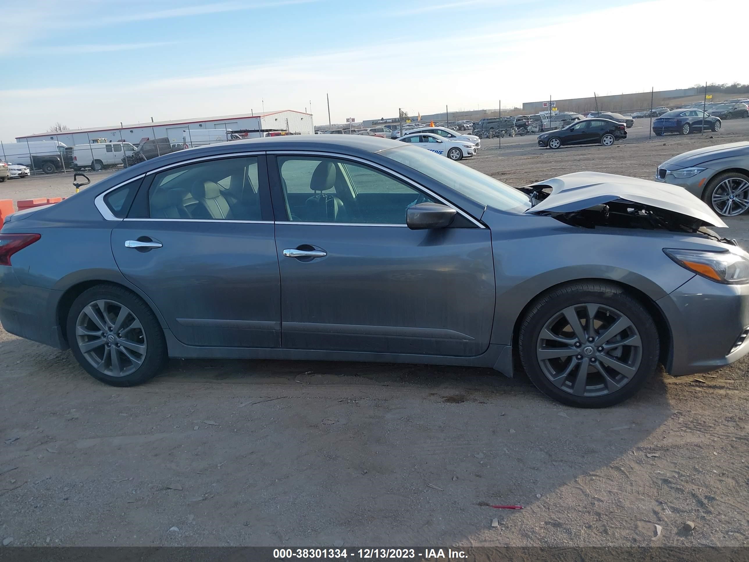 Photo 12 VIN: 1N4AL3AP2JC284519 - NISSAN ALTIMA 