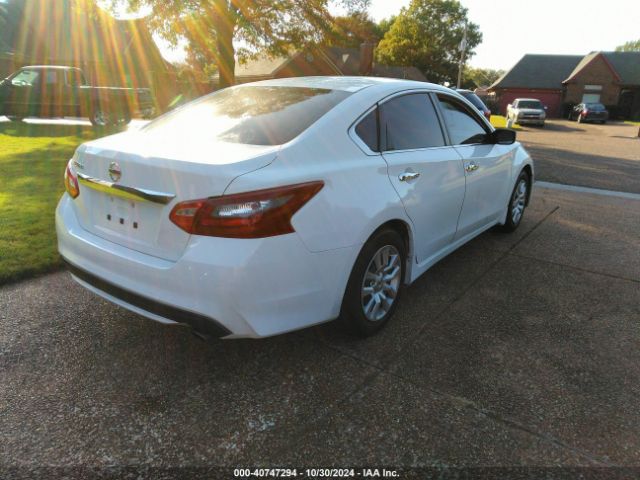 Photo 3 VIN: 1N4AL3AP2JC477561 - NISSAN ALTIMA 